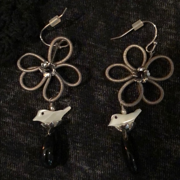 AWAKE COUTURE embroidered floral top size L - Picture 7 of 7